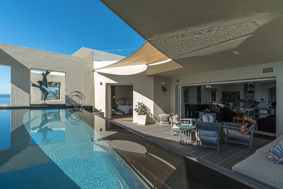 5 Bedroom Property for Sale in Mouille Point Western Cape